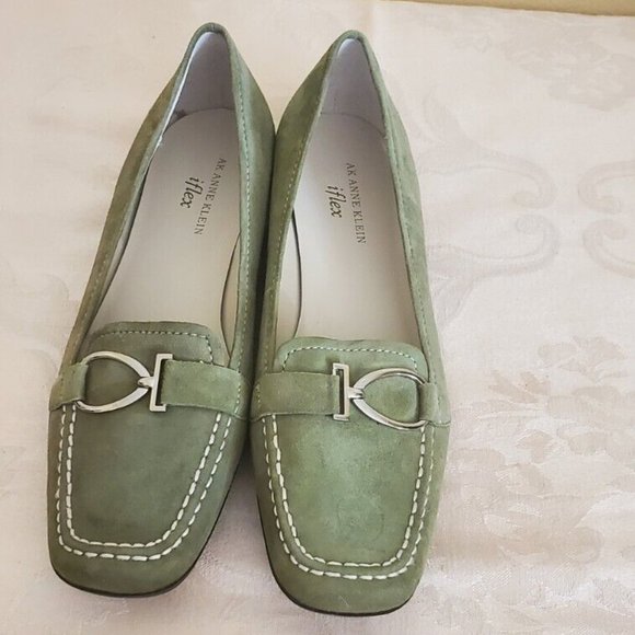 Women's AK Anne Klein i Flex Green Suede Leather Flats Akburt Size 9.5 M. New - Picture 8 of 8